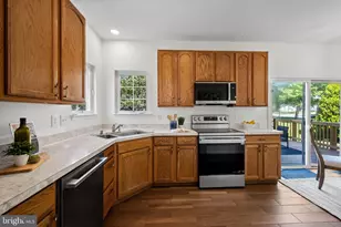 15518 Casulas Way, Laurel, MD 20707 - Photo 19