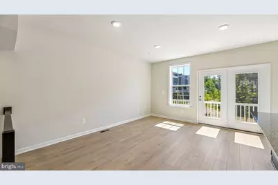 7834 Presidential Parkway, Upper Marlboro, MD 20774 - Photo 11
