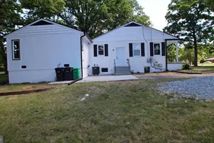 2608 Holly Dr, Fort Washington, MD 20744 - Photo 3