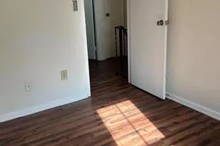 1805 Dutch Village Dr, Hyattsville, MD 20785 - Photo 9