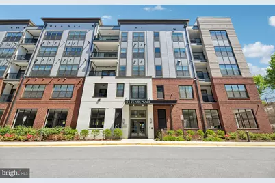 104 Saint Ives Place #402, Oxon Hill, MD 20745 - Photo 1