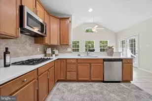 14002 Mary Bowie Pkwy, Upper Marlboro, MD 20774 - Photo 21