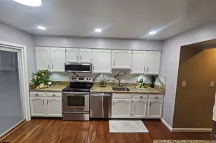 14505 Cambridge Cir, Laurel, MD 20707 - Photo 7