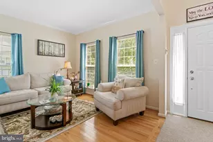 15508 Overchase Ln, Bowie, MD 20715 - Photo 9