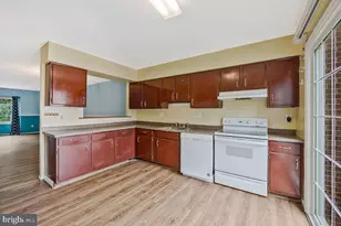 10721 Castleton Turn, Upper Marlboro, MD 20774 - Photo 13