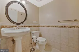 10721 Castleton Turn, Upper Marlboro, MD 20774 - Photo 19