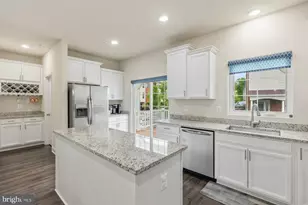 15200 Richard Bowie Ln, Upper Marlboro, MD 20774 - Photo 11