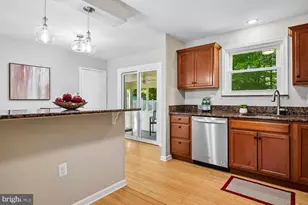 14932 Nighthawk Ln, Bowie, MD 20716 - Photo 15