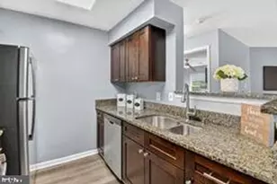 8931 Town Center Cir, Upper Marlboro, MD 20774 - Photo 9