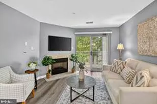 8931 Town Center Cir, Upper Marlboro, MD 20774 - Photo 5