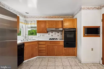 7302 Powhatan Street, Lanham, MD 20706 - Photo 21