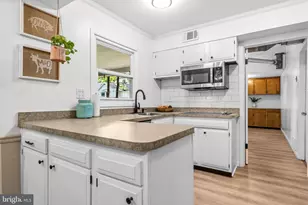 12403 Whitehall Dr, Bowie, MD 20715 - Photo 11