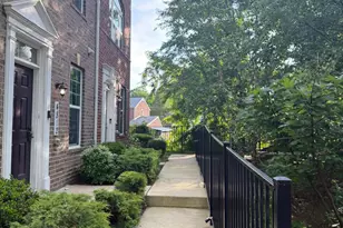 4812 Crest View Dr, Hyattsville, MD 20782 - Photo 3