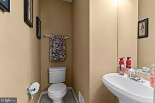 9617 Woodyard Cir, Upper Marlboro, MD 20772 - Photo 15