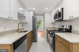 15732 Millbrook Ln, Laurel, MD 20707 - Photo 21
