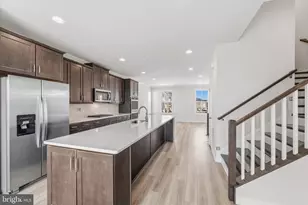 1049 Highpoint Trl, Laurel, MD 20707 - Photo 13