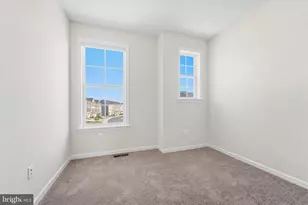 1049 Highpoint Trl, Laurel, MD 20707 - Photo 37