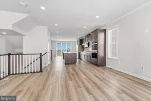 1049 Highpoint Trl, Laurel, MD 20707 - Photo 11