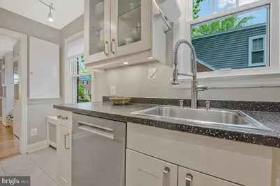 4205 Longfellow Street, Hyattsville, MD 20781 - Photo 15