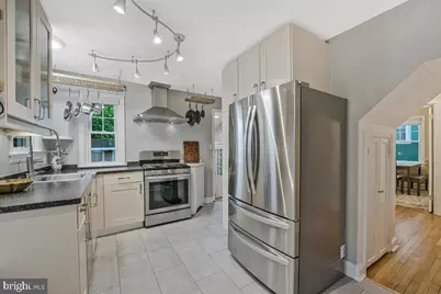 4205 Longfellow Street, Hyattsville, MD 20781 - Photo 13