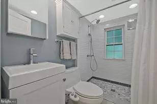 4205 Longfellow St, Hyattsville, MD 20781 - Photo 23