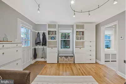 4205 Longfellow Street, Hyattsville, MD 20781 - Photo 9