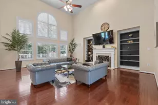 11810 Tregiovo Pl, Fort Washington, MD 20744 - Photo 9