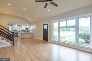 6233 Addison Rd, Capitol Heights, MD 20743 - Photo 9