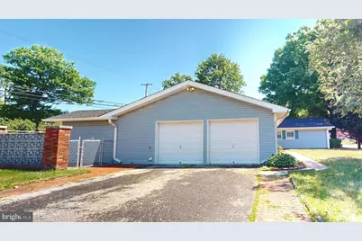 12200 Maycheck Lane, Bowie, MD 20715 - Photo 3