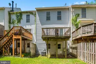 9904 Raintree Way, Clinton, MD 20735 - Photo 15