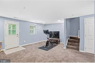 9904 Raintree Way, Clinton, MD 20735 - Photo 11
