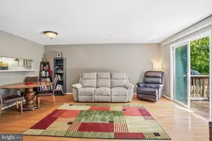 9904 Raintree Way, Clinton, MD 20735 - Photo 5