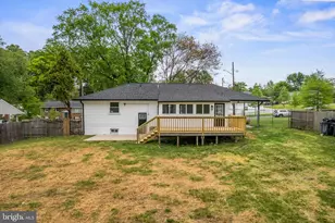 913 Applewood St, Capitol Heights, MD 20743 - Photo 57