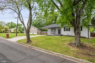 913 Applewood St, Capitol Heights, MD 20743 - Photo 5