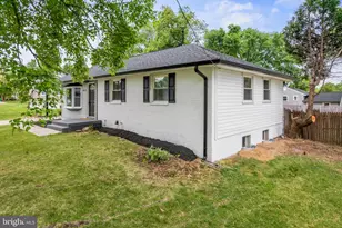913 Applewood St, Capitol Heights, MD 20743 - Photo 3