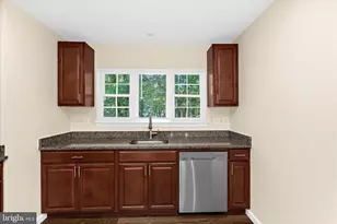 5301 Frazier Terrace, Temple Hills, MD 20748 - Photo 21