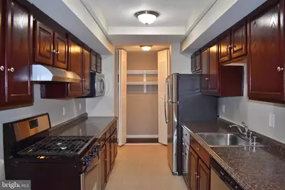 10246 Prince Place #22-T4, Upper Marlboro, MD 20774 - Photo 7