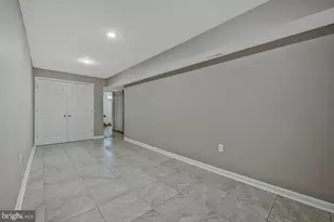 2404 Old Brooks Dr, Suitland, MD 20746 - Photo 31