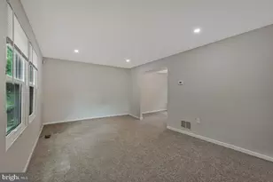 2404 Old Brooks Dr, Suitland, MD 20746 - Photo 5