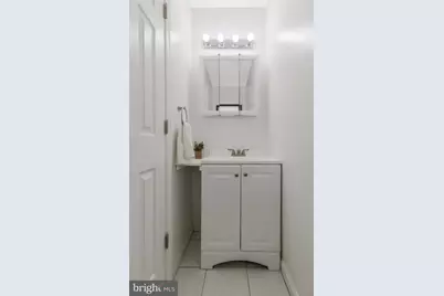 5004 Roanoke Place, College Park, MD 20740 - Photo 5