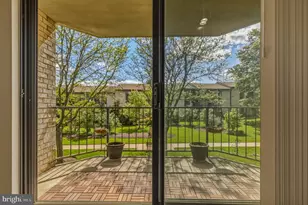6942 Hanover Pkwy, Greenbelt, MD 20770 - Photo 25