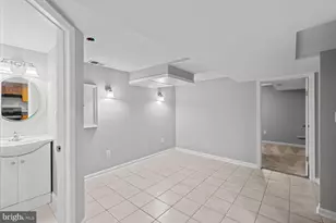9728 53rd Ave, College Park, MD 20740 - Photo 25