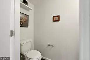 1052 Owens Rd, Oxon Hill, MD 20745 - Photo 17