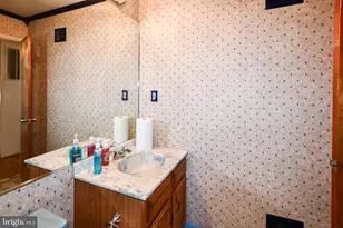 1019 Cedar Heights Dr, Capitol Heights, MD 20743 - Photo 25