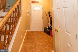 7001 Flag Harbor Dr, District Heights, MD 20747 - Photo 3