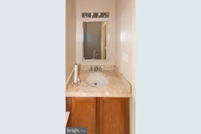 7001 Flag Harbor Drive, District Heights, MD 20747 - Photo 9