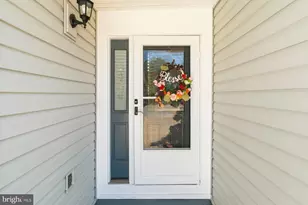 14215 Greenview Dr, Laurel, MD 20708 - Photo 3