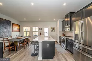 2703 Chelsea Willows Wy, Hyattsville, MD 20782 - Photo 15