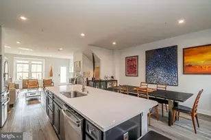 2703 Chelsea Willows Wy, Hyattsville, MD 20782 - Photo 5