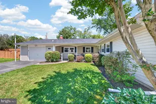 3905 Carvel Ln, Bowie, MD 20715 - Photo 5
